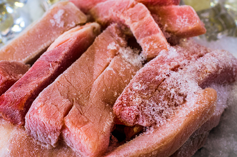 硬い食肉を柔らかく、凍った肉をそのまま焼けるようにしました